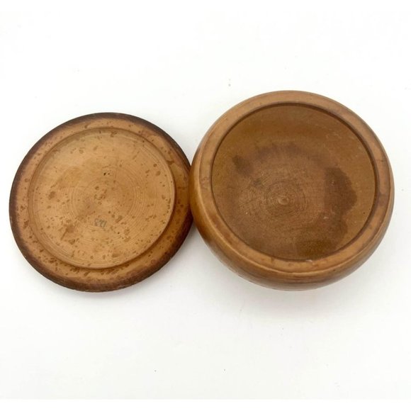 Vintage Scandinavian Wooden Trinket Box Couple in Traditional Clothing Hand Pain - Picture 7 of 8